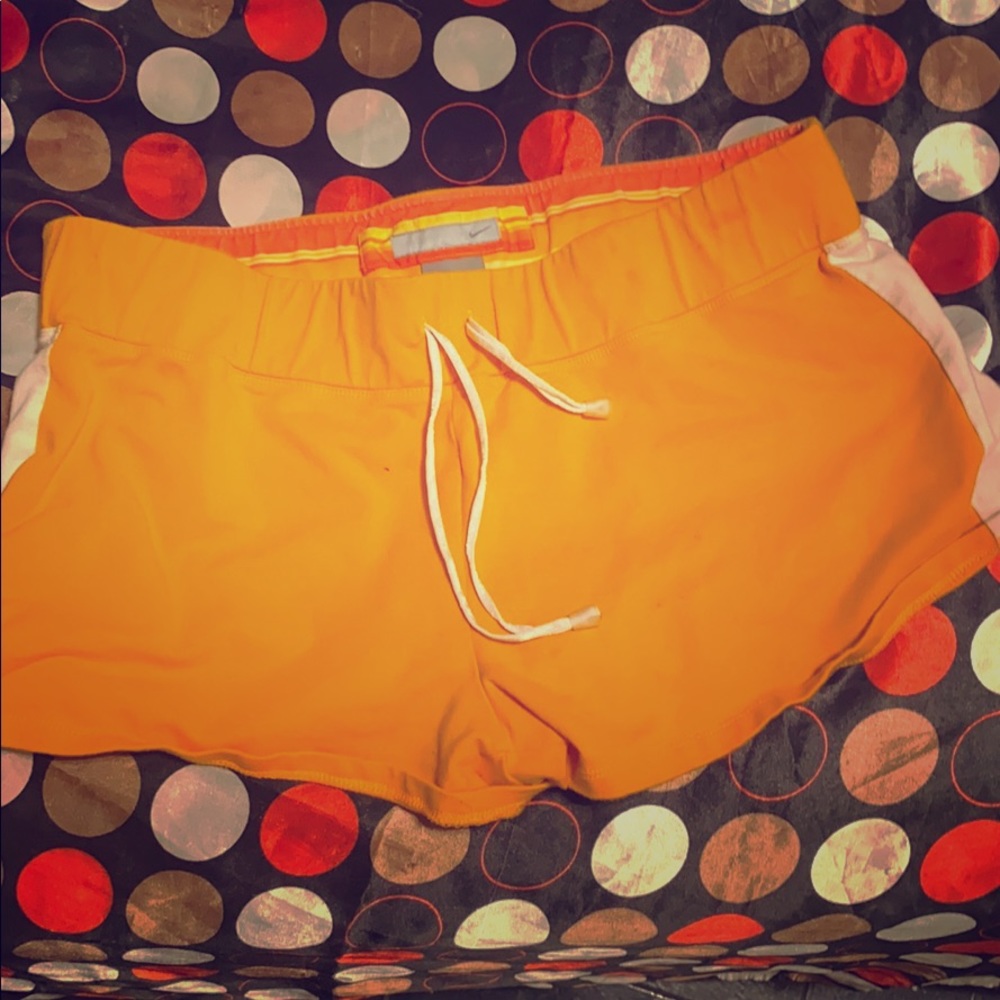 Nike orange shorts 🩳